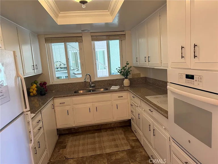 363 Avenida Castilla #A — Photo 2