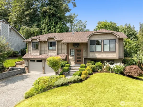 10821 181st Avenue NE, Redmond, WA 98052