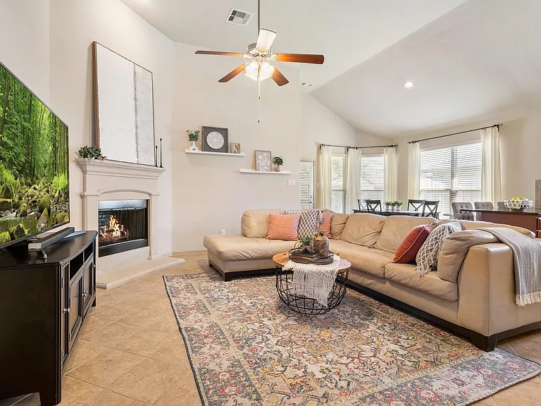 25315 Saddlebrook Ranch Dr — Photo 3