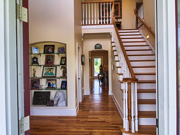 2nd image of 212 Benton Farms Ln