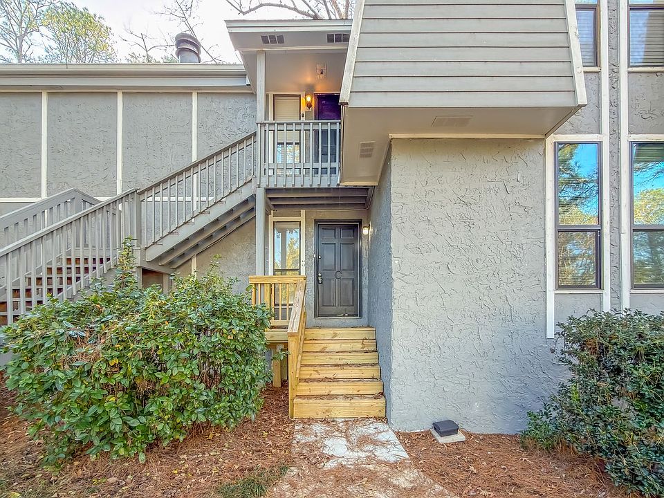 1st image of 3735 Donovan Dr APT C