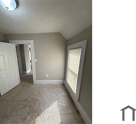 10515 Hathaway Ave — Photo 7