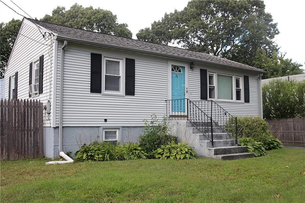 29 Pequot Ave, Warwick, RI 02889 Zillow