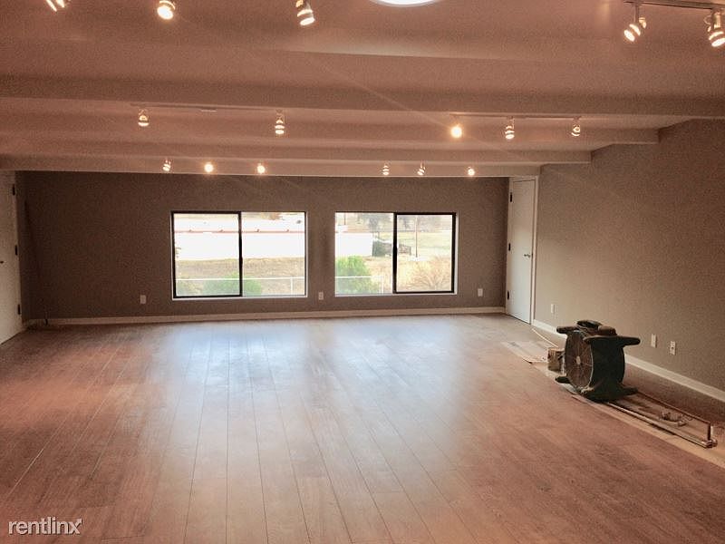 1st image of 3630 Sagunto St