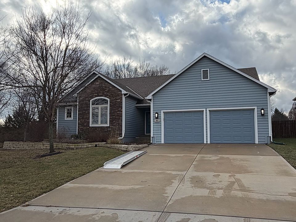 1st image of 1013 Diamondhead Dr