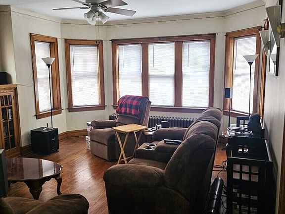 4th image of 1632 Ridgeland Ave