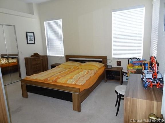 3rd image of 1731 Winterberry Ln