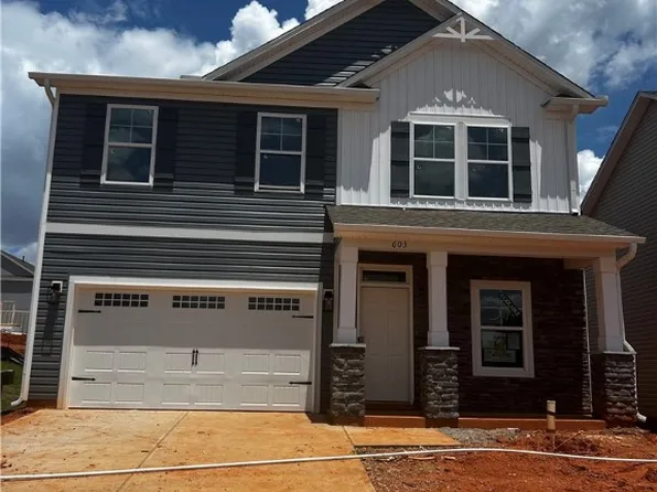 603 Hemsford Dr, Greenville, SC 29605