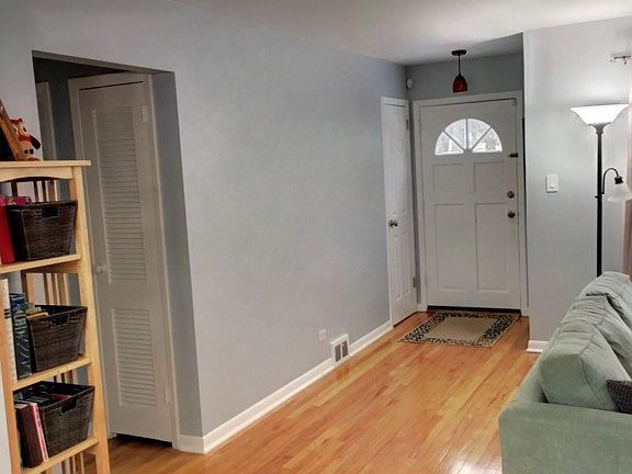 Entry way