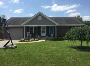 947 Cedar St, Corydon, IN 47112