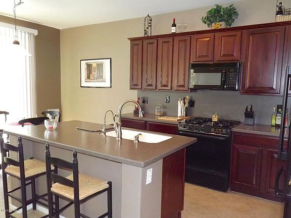 5th image of 2825 W Stowe Ct