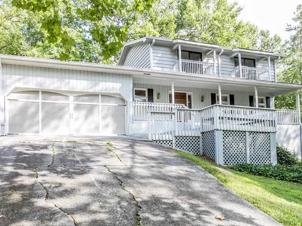 1020 Fairfield Ct, Marietta, GA 30068