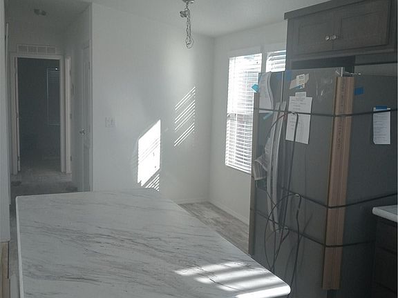 5th image of 7337 Ethel Ave Space 11