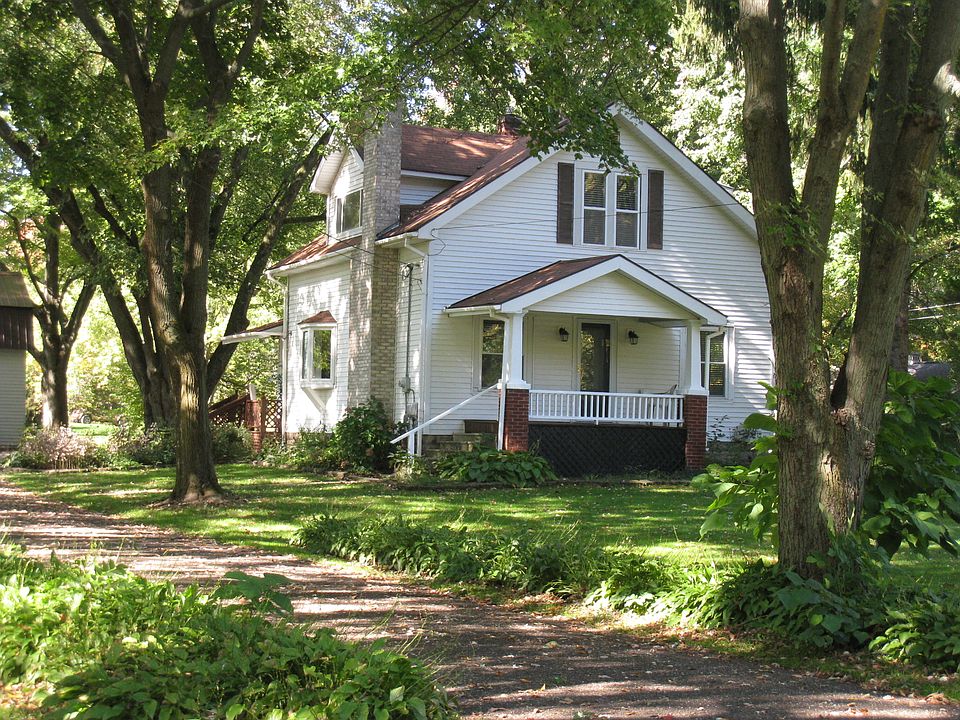 1st image of 1633 Kinney Ave NW