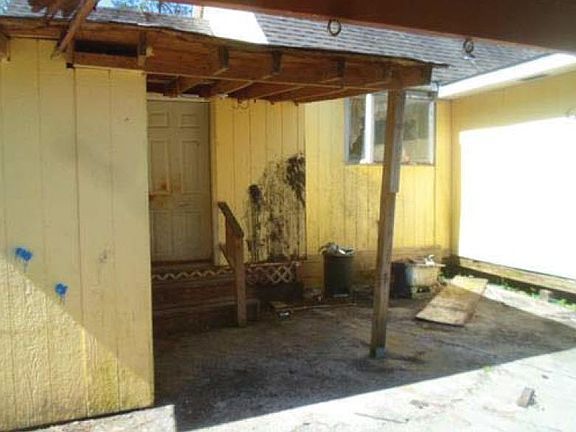 5th image of 1107 Louisiana Ave