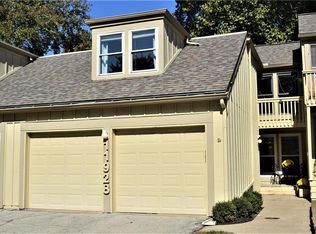 11928 W 82nd Ter, Lenexa, KS 66215