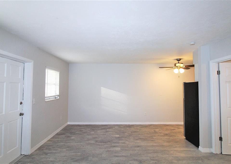 1st image of 6373 Gateway Ave #6373
