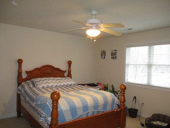 5th image of 225 Shady Lake Dr