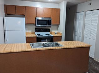 101 Canal St, Hebron, OH 43025