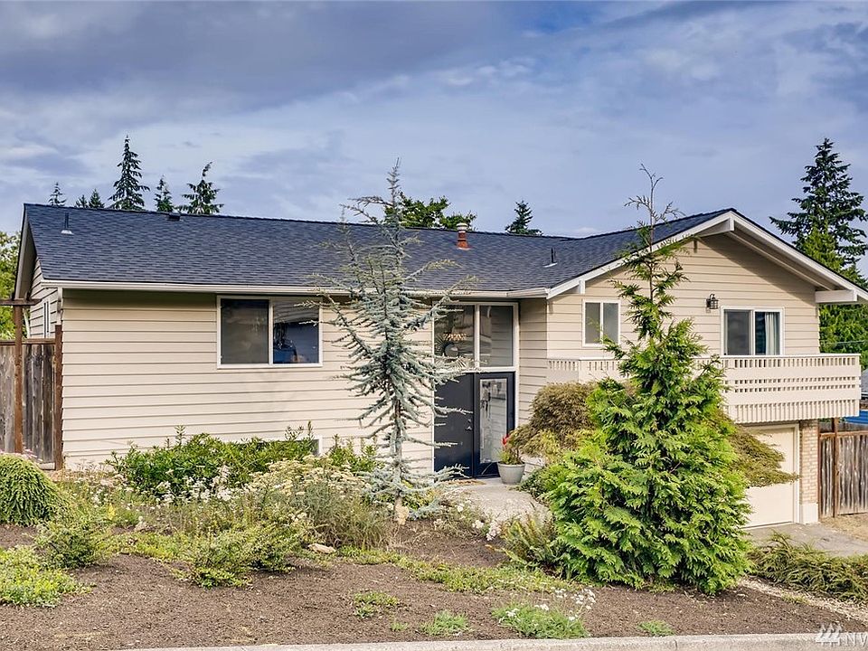 1st image of 17804 Burke Pl N