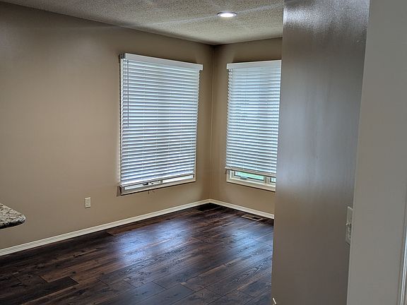 3rd image of 12719 E Birchwood Dr