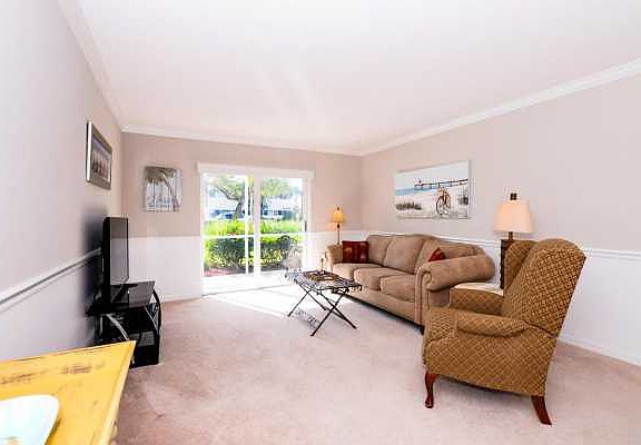 Home For Sale In Colonnades