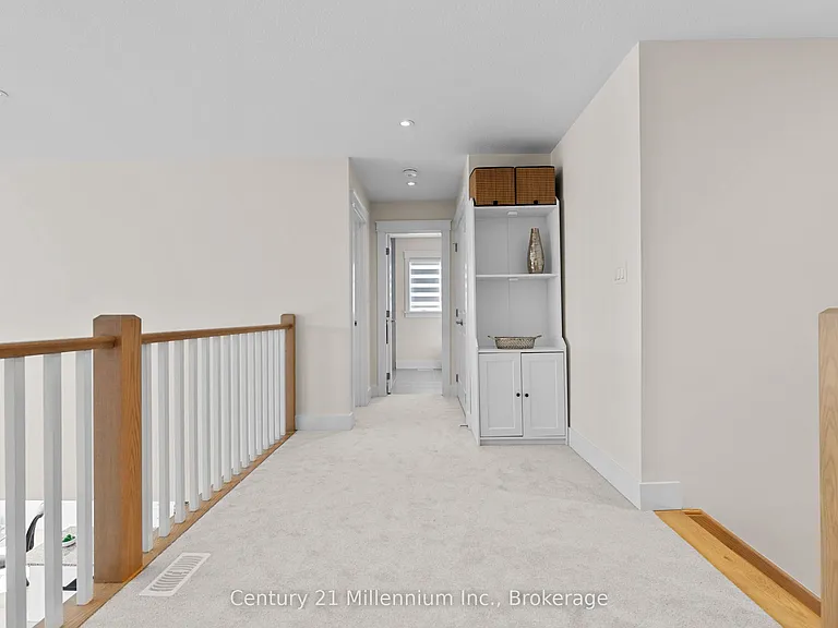 103 Laurens Ln — Photo 35