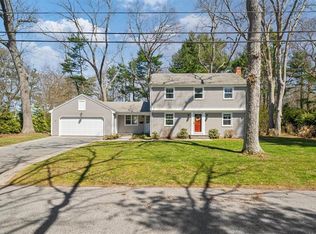 11 Knapton St, Barrington, RI 02806