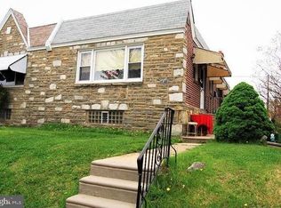 1628 Strahle St, Philadelphia, PA 19152