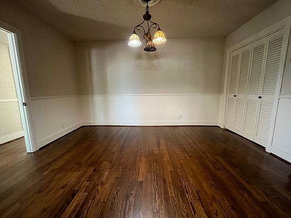 4th image of 200 W Charnwood St APT A
