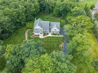 95 Taggart Ct, East Greenwich, RI 02818