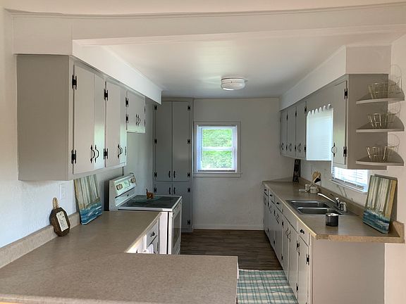 2nd image of 2817 Liberty St