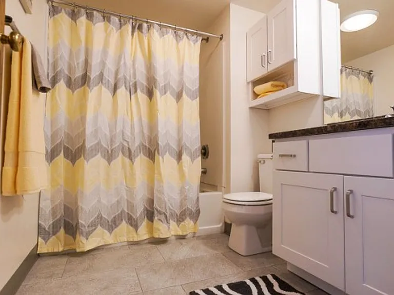 505 N Carroll St — Photo 24