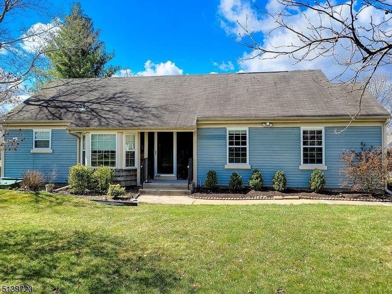 2D Aaron Burr Ct, Monroe Township, NJ 08831 Zillow