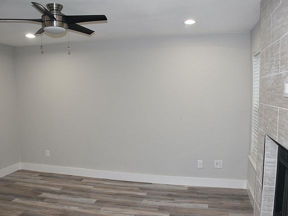 3rd image of 1814 Rawhide Loop