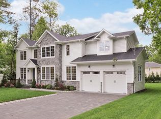 15 Lenox Ave, Demarest, NJ 07627