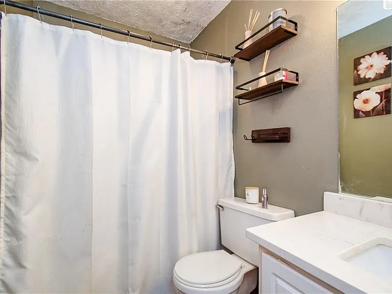 5157 Roswell Rd #2 — Photo 20