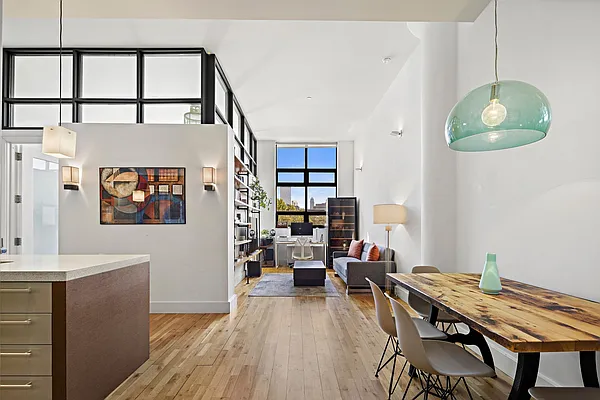 Rented by SERHANT. | media 39