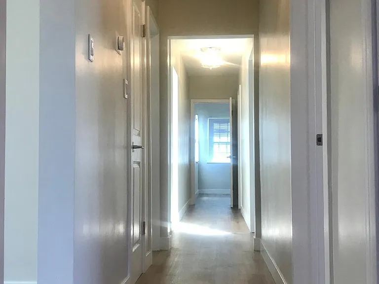 6433 Gentry Ave — Photo 16