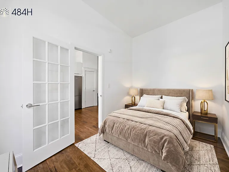 484 Humboldt St #102 — Photo 4