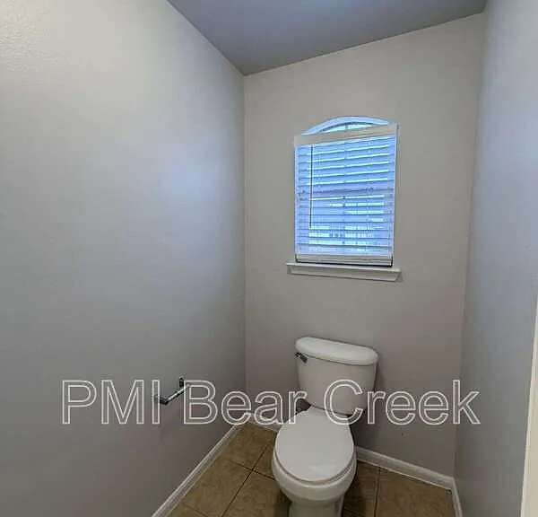 6407 Waldron Dr #A — Photo 11