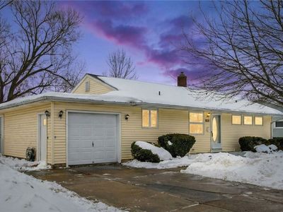 1079 98th St, Niagara Falls, NY, 14304
