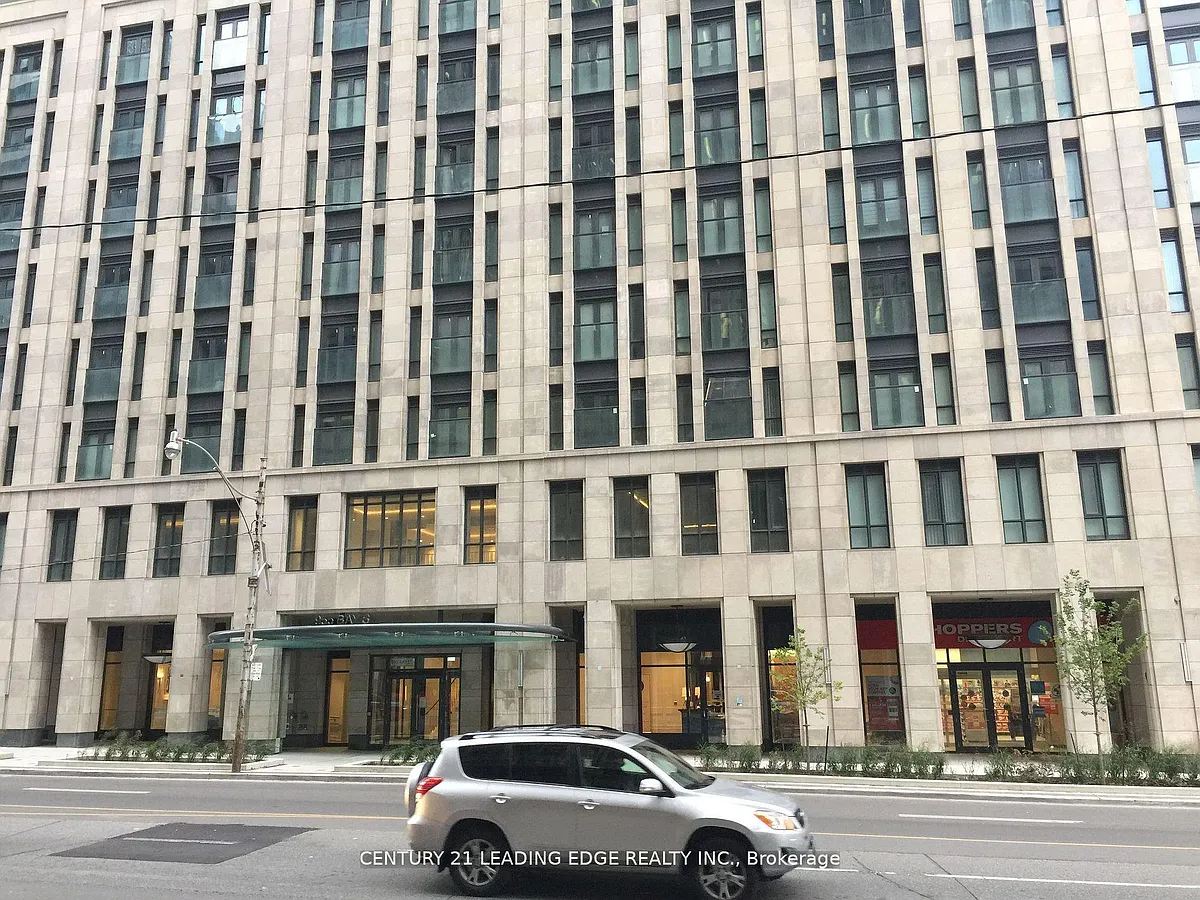 Building Photo - 955 Bay St #2209
