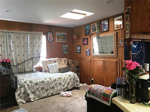 5th image of 341 Eucalyptus Ave
