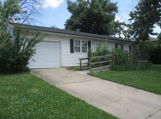 1211 Falcon Dr, Mexico, MO 65265