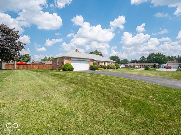 5th image of 7106 Gillespie Ct