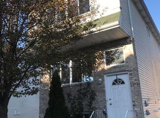 31 Mitchel Ln, Staten Island, NY