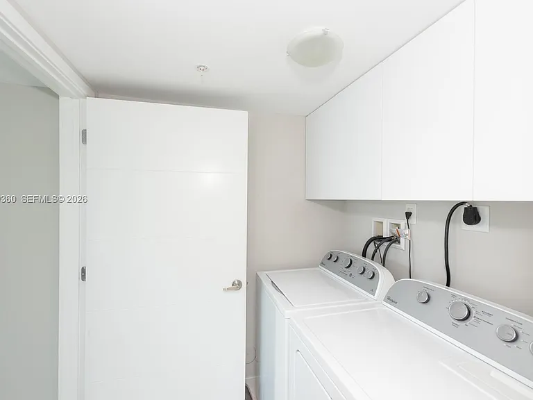 400 Sunny Isles Blvd #104 — Photo 21