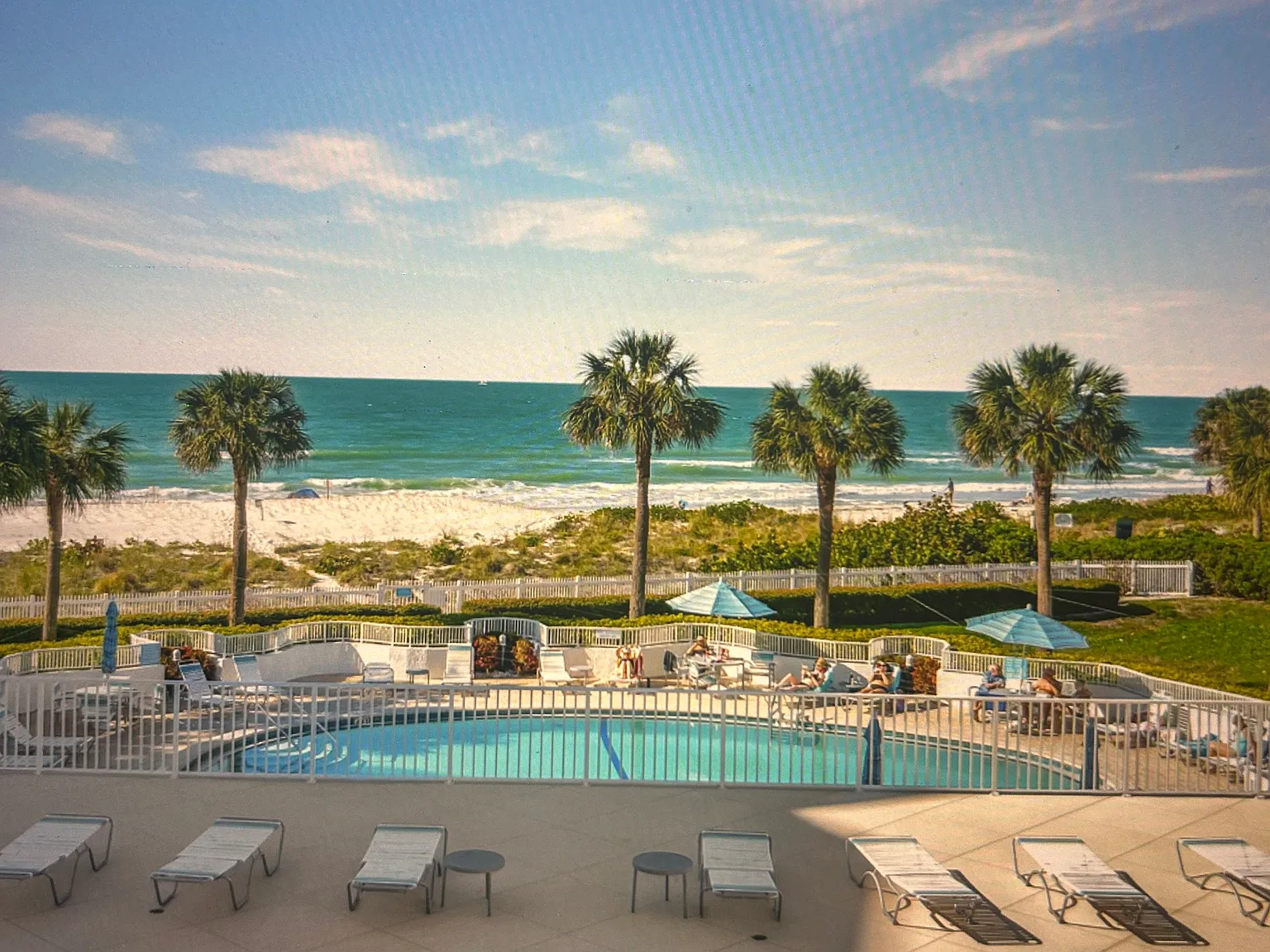 2 bed, 1390 sqft, $5,500 — Photo 2