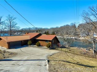 235 Roller Coaster Dr, Sunrise Beach, MO 65079
